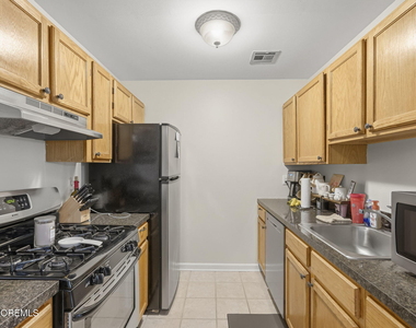 231 Atlantic Street - Photo Thumbnail 5
