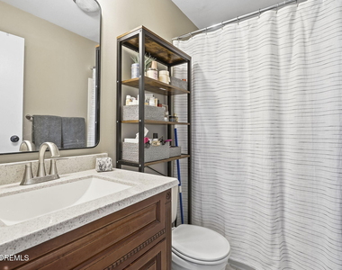 231 Atlantic Street - Photo Thumbnail 9