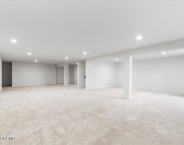 9 Foulks Terrace - Photo Thumbnail 32