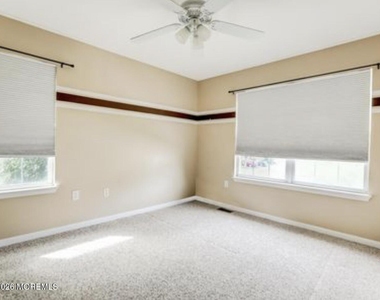 7 Augusta Drive - Photo Thumbnail 22