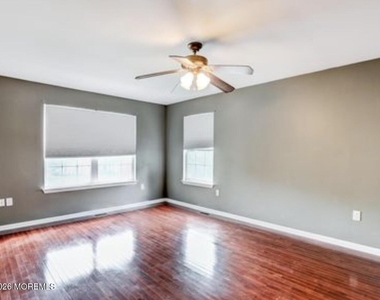 7 Augusta Drive - Photo Thumbnail 17