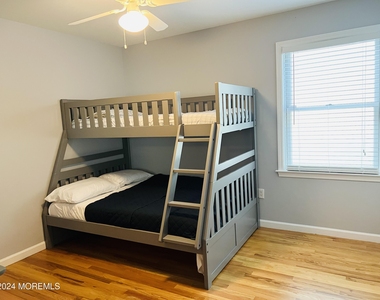 132 Hancock Avenue - Photo Thumbnail 18