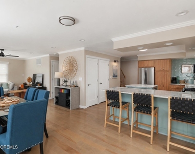 447 Tunney Avenue - Photo Thumbnail 15