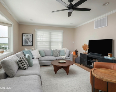 447 Tunney Avenue - Photo Thumbnail 9