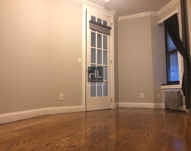 East 102nd Street - Photo Thumbnail 1