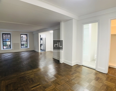 East 38 Street - Photo Thumbnail 1