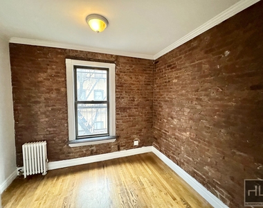 E 13th St. - Photo Thumbnail 2