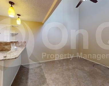 5809 Chimney Wood Circle - Photo Thumbnail 8