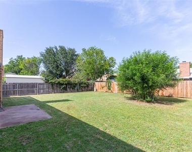 1733 Chucker Court - Photo Thumbnail 22