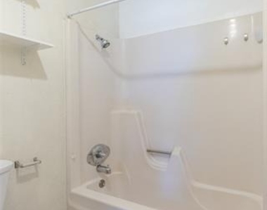 1733 Chucker Court - Photo Thumbnail 14