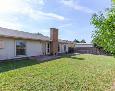 1733 Chucker Court - Photo Thumbnail 23