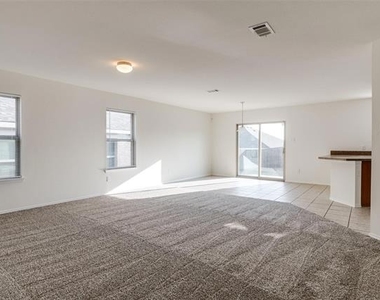 929 Glenndon Drive - Photo Thumbnail 1