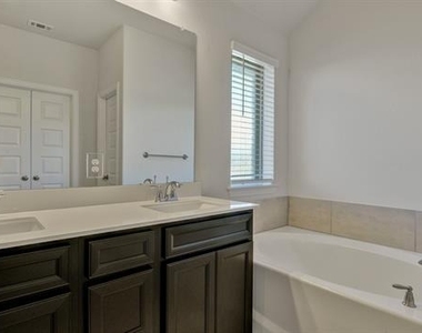 2012 Partridge Road - Photo Thumbnail 15