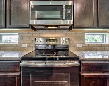 312 Eden Drive - Photo Thumbnail 3