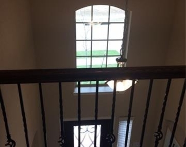 312 Eden Drive - Photo Thumbnail 14