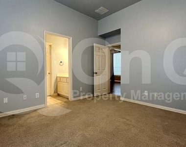 6798 Lee Meadow Drive - Photo Thumbnail 19