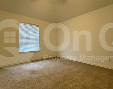 6798 Lee Meadow Drive - Photo Thumbnail 20