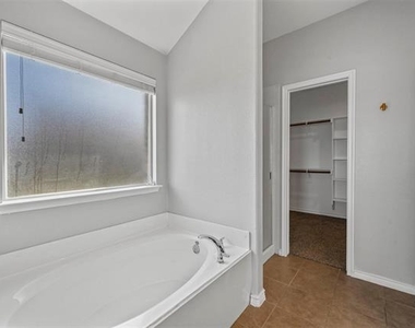 5590 Manitou Drive - Photo Thumbnail 13