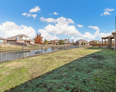 5590 Manitou Drive - Photo Thumbnail 20