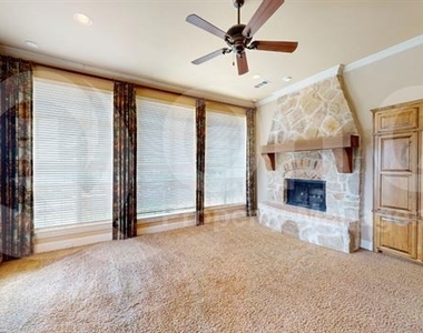 8108 Penobscot Lane - Photo Thumbnail 4