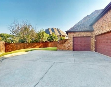 1641 Hidden Bluff Court - Photo Thumbnail 29
