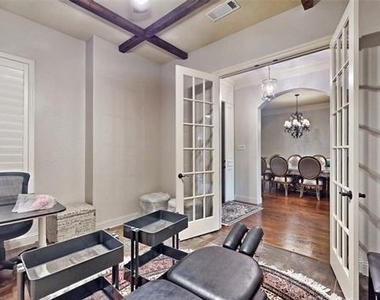 1641 Hidden Bluff Court - Photo Thumbnail 12