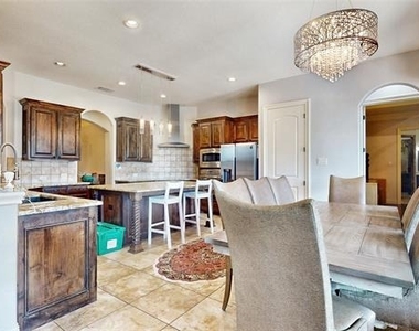 1641 Hidden Bluff Court - Photo Thumbnail 5