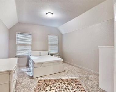 1641 Hidden Bluff Court - Photo Thumbnail 27