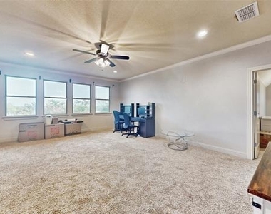 1641 Hidden Bluff Court - Photo Thumbnail 20