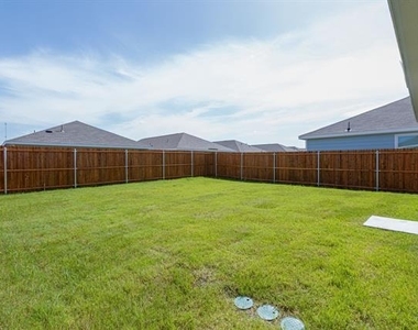 525 Dashwood Drive - Photo Thumbnail 21