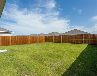 525 Dashwood Drive - Photo Thumbnail 20