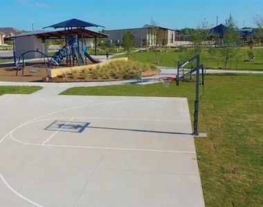 525 Dashwood Drive - Photo Thumbnail 25