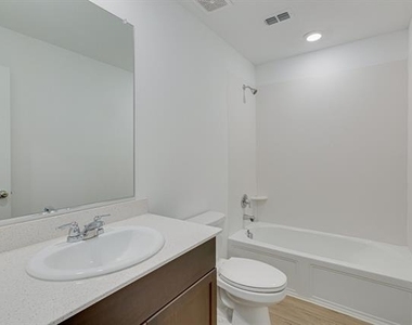 525 Dashwood Drive - Photo Thumbnail 19