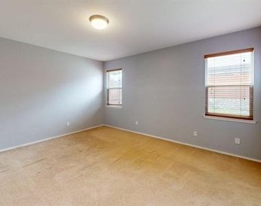 6513 Cartier Court - Photo Thumbnail 6