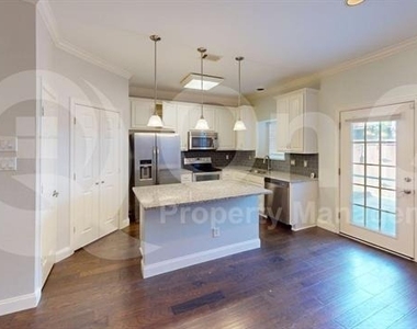 18240 Midway Road - Photo Thumbnail 2