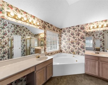 764 Whitman Place - Photo Thumbnail 24