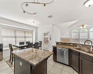 764 Whitman Place - Photo Thumbnail 16