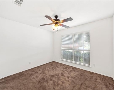 764 Whitman Place - Photo Thumbnail 11