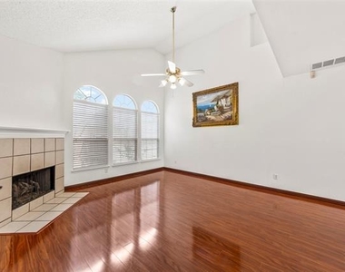 764 Whitman Place - Photo Thumbnail 9