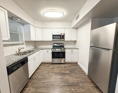 5928 Fletcher Avenue - Photo Thumbnail 4