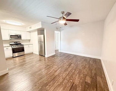 5928 Fletcher Avenue - Photo Thumbnail 2
