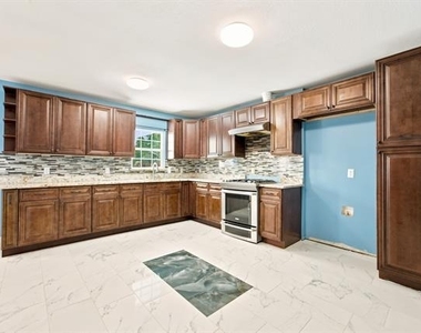 2016 Knollwood Lane - Photo Thumbnail 4