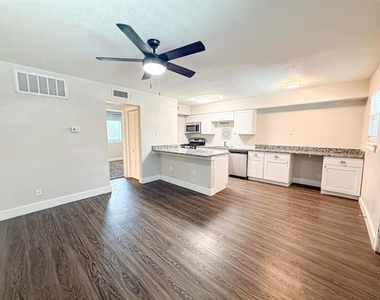 5928 Fletcher Avenue - Photo Thumbnail 3