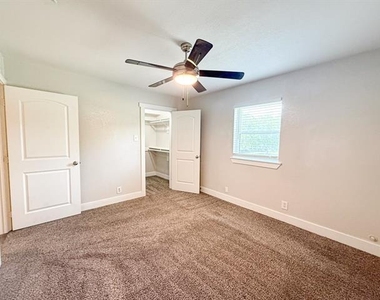 5928 Fletcher Avenue - Photo Thumbnail 13