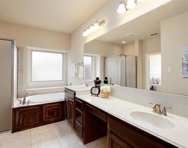 1087 Sahallee Drive - Photo Thumbnail 19