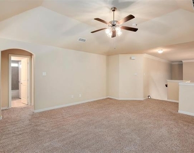 1087 Sahallee Drive - Photo Thumbnail 23