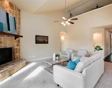 1087 Sahallee Drive - Photo Thumbnail 6