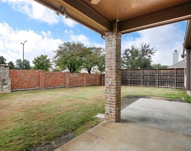 1087 Sahallee Drive - Photo Thumbnail 32