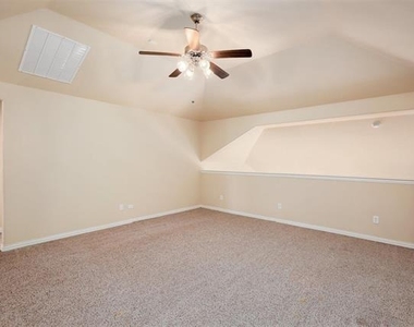 1087 Sahallee Drive - Photo Thumbnail 22