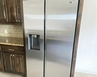 1087 Sahallee Drive - Photo Thumbnail 13